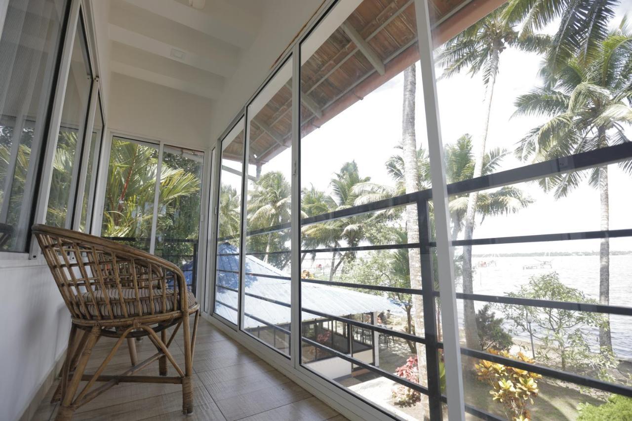 Kallanchery Retreat Kochi Exteriör bild