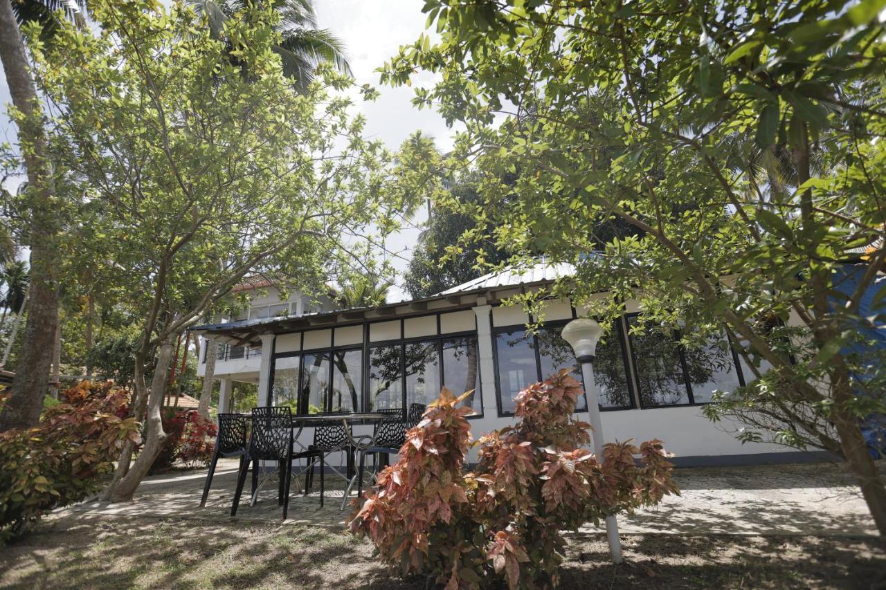 Kallanchery Retreat Kochi Exteriör bild