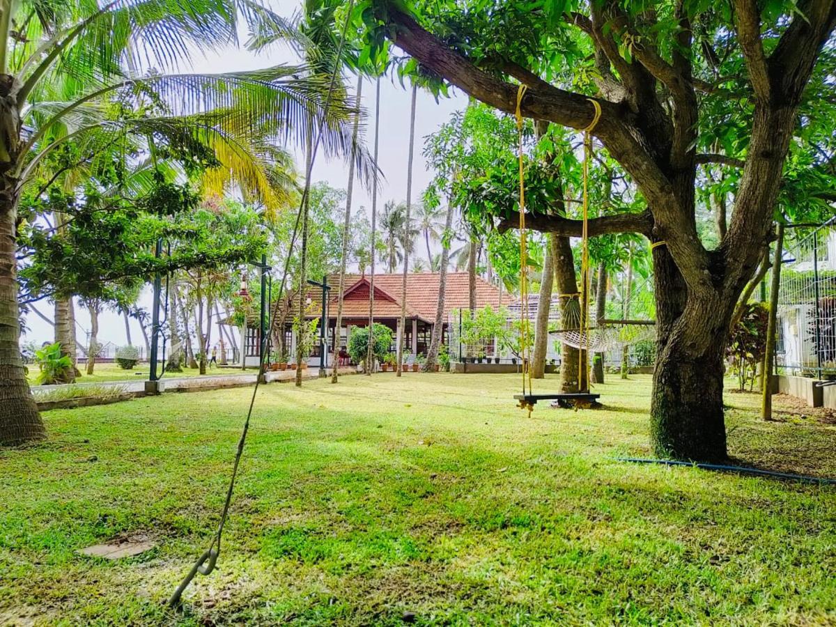 Kallanchery Retreat Kochi Exteriör bild